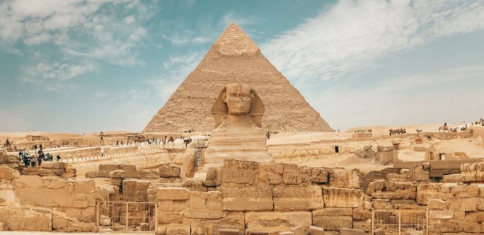 Wisata Piramida Giza Kini Dilengkapi Lounge Dan Bioskop